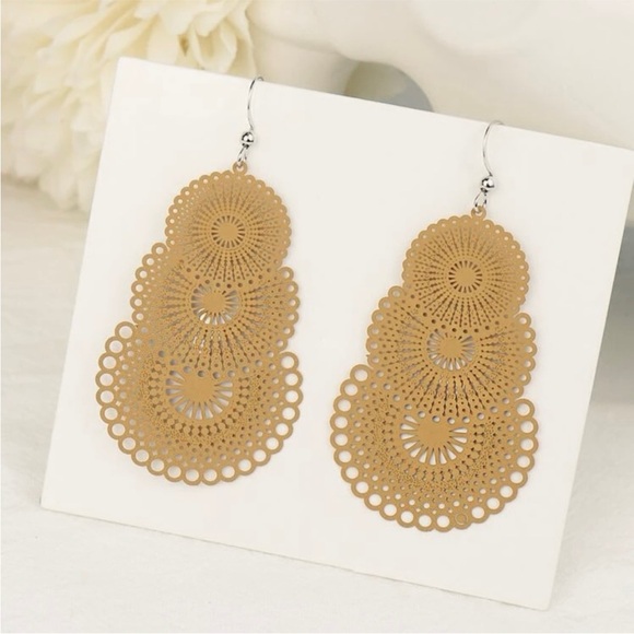 Boutique Boho Rocker Earring Bundle - Picture 3 of 4